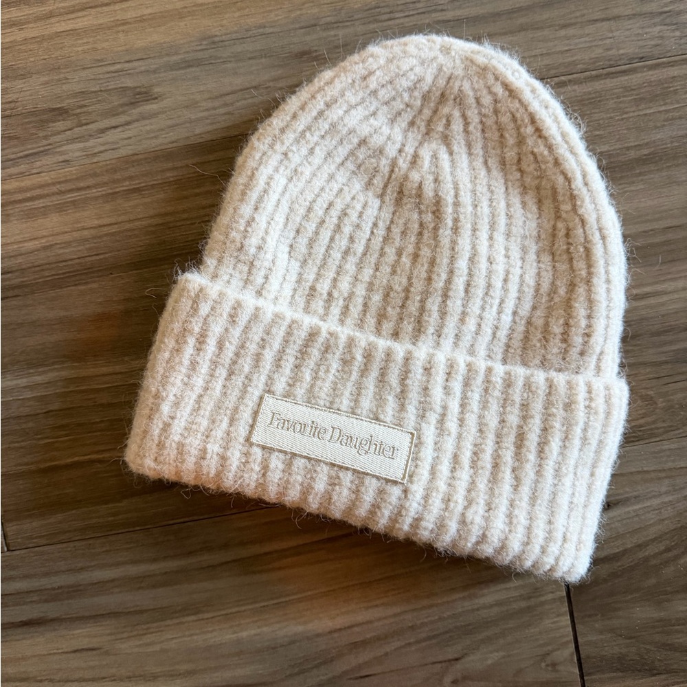 NWOT: Favorite Daughter Cream Knit Beanie